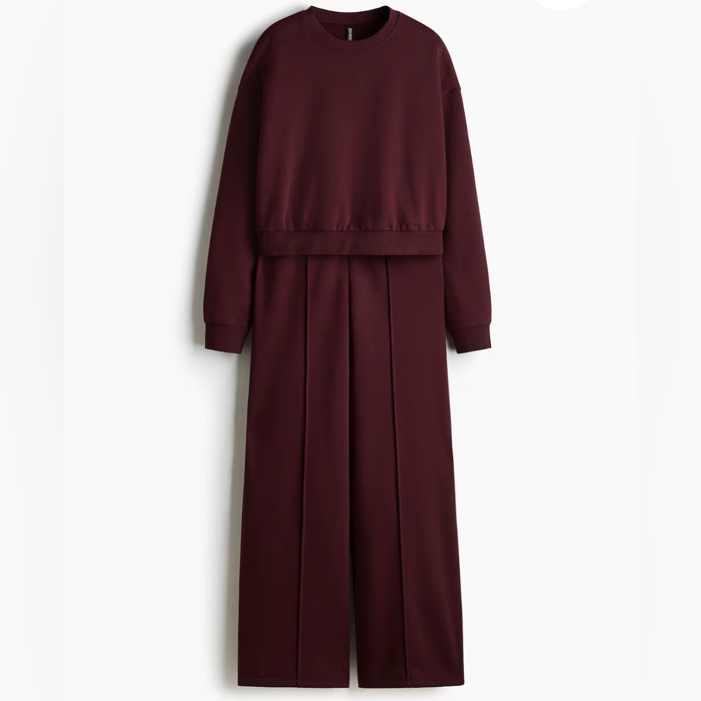 Like new! H&M 2 Piece Set - Burgundy Sweatpants and Sweatshirt - Picture 3 of 4